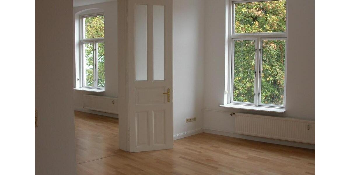 Etagenwohnung Flensburg - 3 Zimmer, 96 m&sup2;, 960&euro; | Angebot:26505731