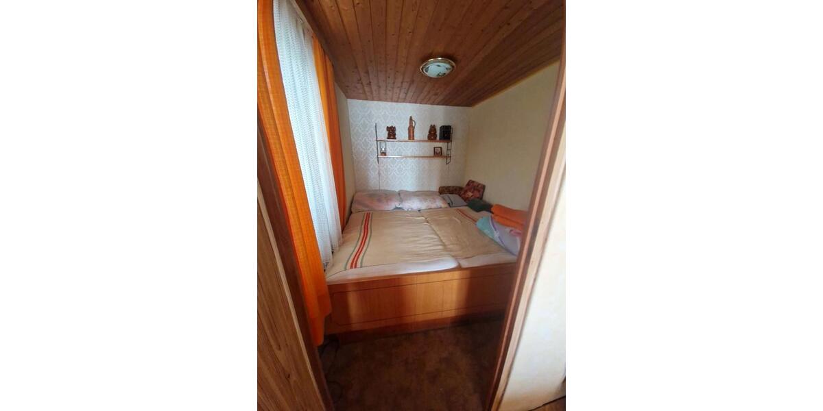 Einfamilienhaus Forst (Lausitz) - 3 Zimmer, 120 m&sup2;, 10.000&euro; | Angebot:27438082
