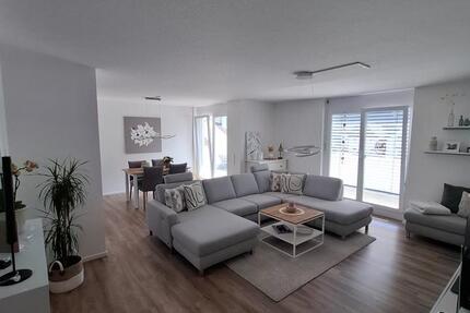 Großzügige 3 Zimmer-Wohnung zu vermieten