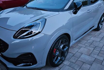 Ford Puma 5.450 km 28.399 &euro; Waldbröl 51545