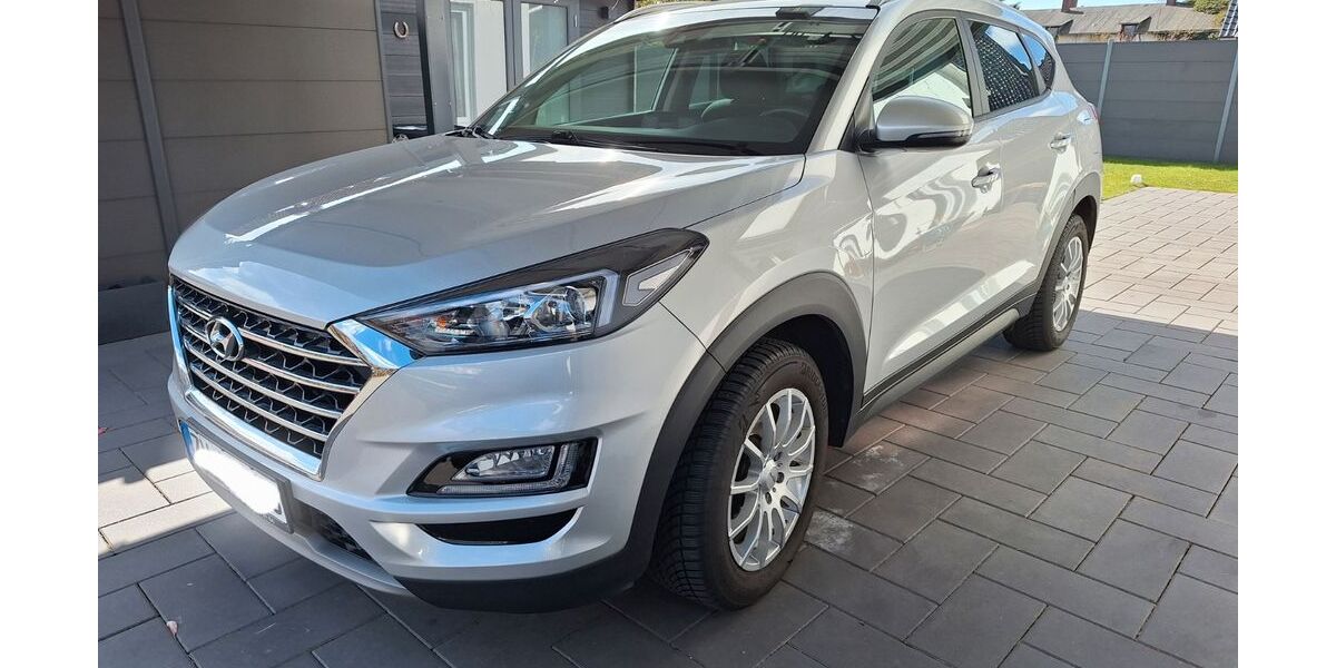 Hyundai TUCSON 75.500 km 19.490 &euro; Quickborn 25451
