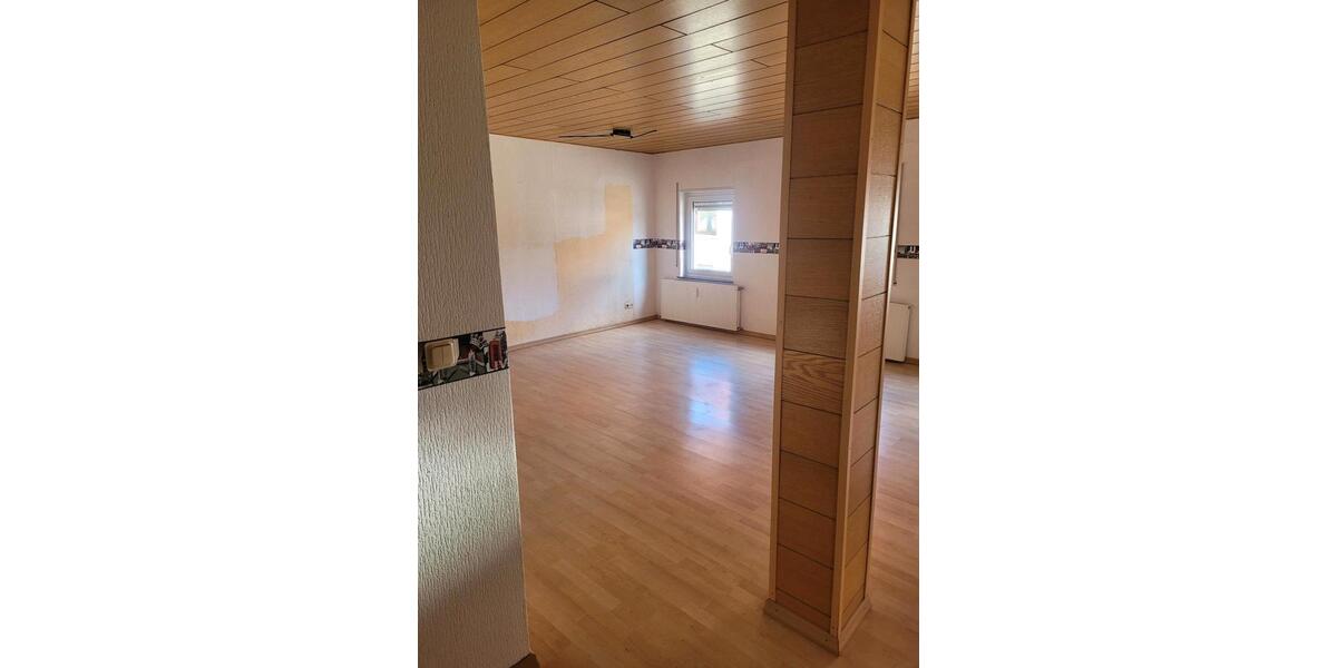 Erdgeschoßwohnung Ottweiler - 3 Zimmer, 100 m&sup2;, 650&euro; | Angebot:26199896