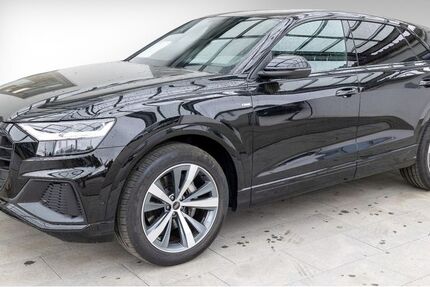 Audi Q8 45.645 km 65.880 &euro; Rosenheim 83022