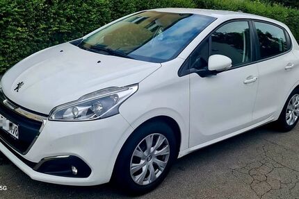 Peugeot 208 51.750 km 7.100 &euro; Iserlohn 58636