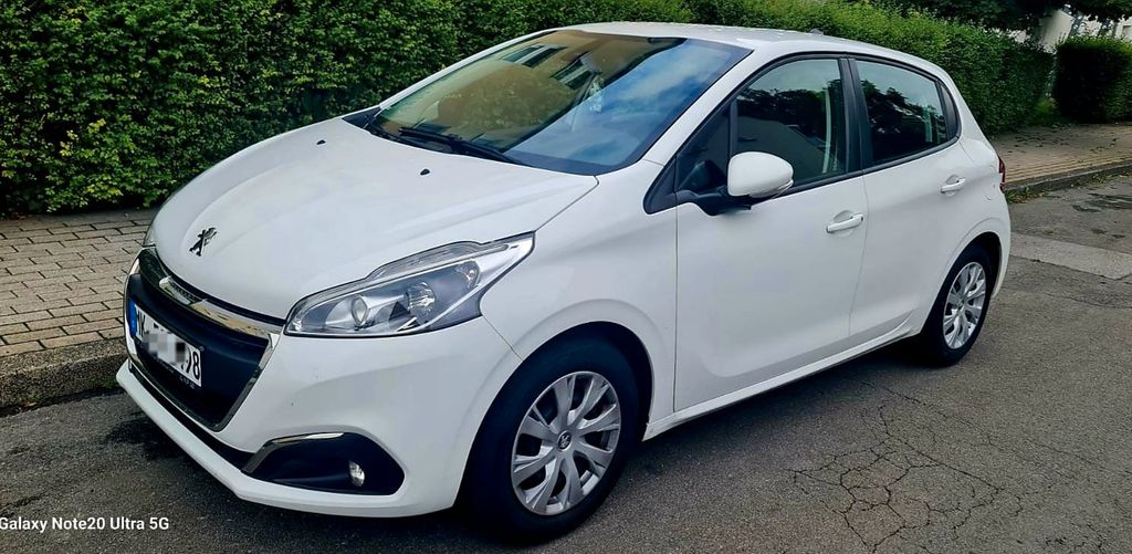 Peugeot 208 51.750 km 7.100 &euro; Iserlohn 58636