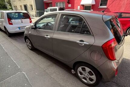 Kia Picanto 100.000 km 4.990 &euro; Köln 50733
