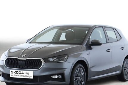 Skoda Fabia 16.167 km 23.180 &euro; Moers 47441