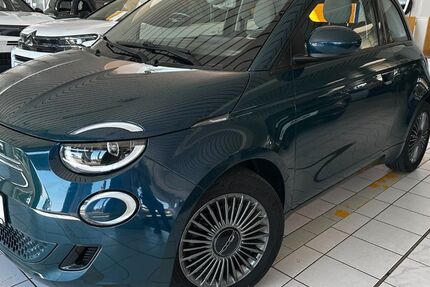 Fiat 500e 36.897 km 19.990 &euro; Werdau 08412