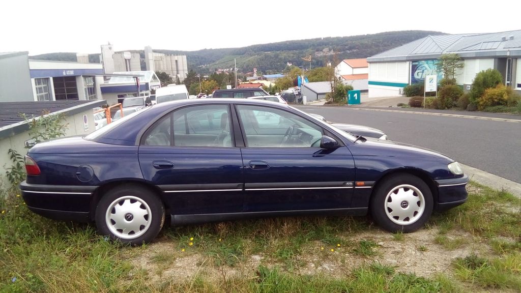 Opel Omega 160.000 km 2.400 &euro; Karlstadt 97753
