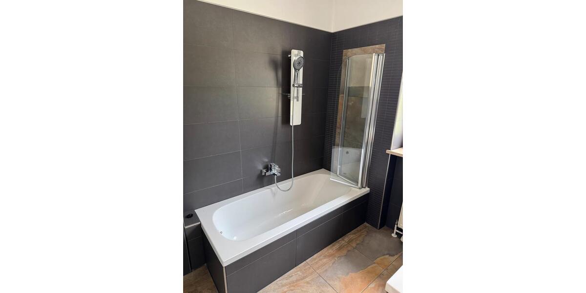 Etagenwohnung Salzweg - 3 Zimmer, 80 m&sup2;, 720&euro; | Angebot:26214615