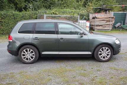 VW Touareg 256.000 km 2.222 € Friedrichsdorf 61381