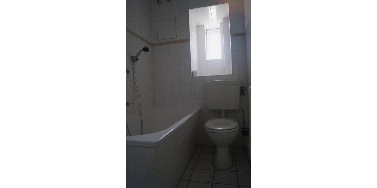 Etagenwohnung Teutschenthal - 2 Zimmer, 40 m&sup2;, 300&euro; | Angebot:25269842