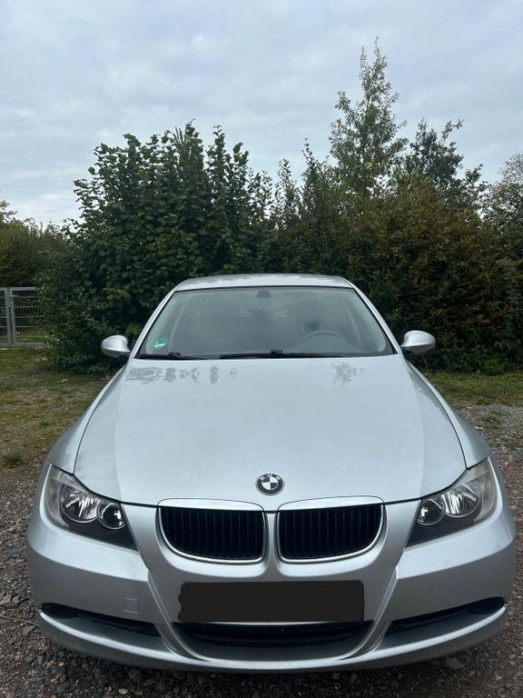BMW 318 176.000 km 6.300 € Annweiler 76855