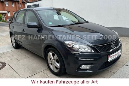 Kia ceed / Ceed 150.000 km 4.399 &euro; Troisdorf (Nähe Köln/Bonn) 53844