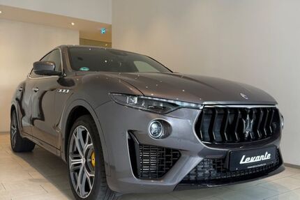 Maserati Levante 34.750 km 42.799 &euro; Steinbach 61449