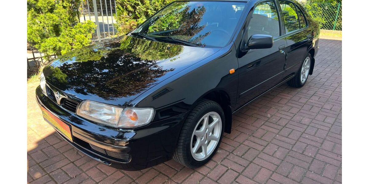 Nissan Almera 64.000 km 3.900 &euro; Falkensee/Spandau 14612
