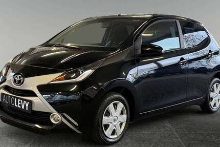 Toyota Aygo 33.738 km 8.890 € Düsseldorf 40233