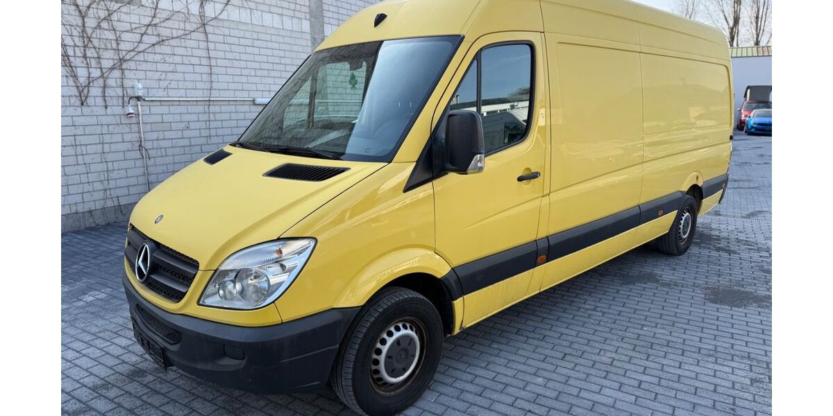 Mercedes-Benz Sprinter 125.695 km 13.990 &euro; Magstadt 71106
