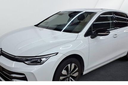 VW Golf 10.900 km 27.940 &euro; Bad Homburg 61348