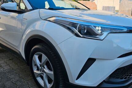 Toyota C-HR 128.769 km 13.650 € Nufringen/Stuttgart 71154