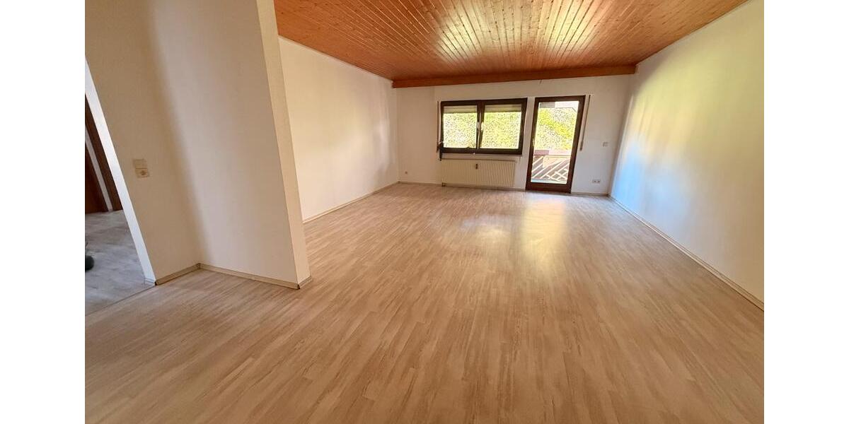 Etagenwohnung Kaiserslautern Bahnheim - 4 Zimmer, 91 m&sup2;, 950&euro; | Angebot:26241785