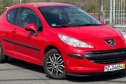 Peugeot 207 153.207 km 2.500 &euro; Budenheim 55257