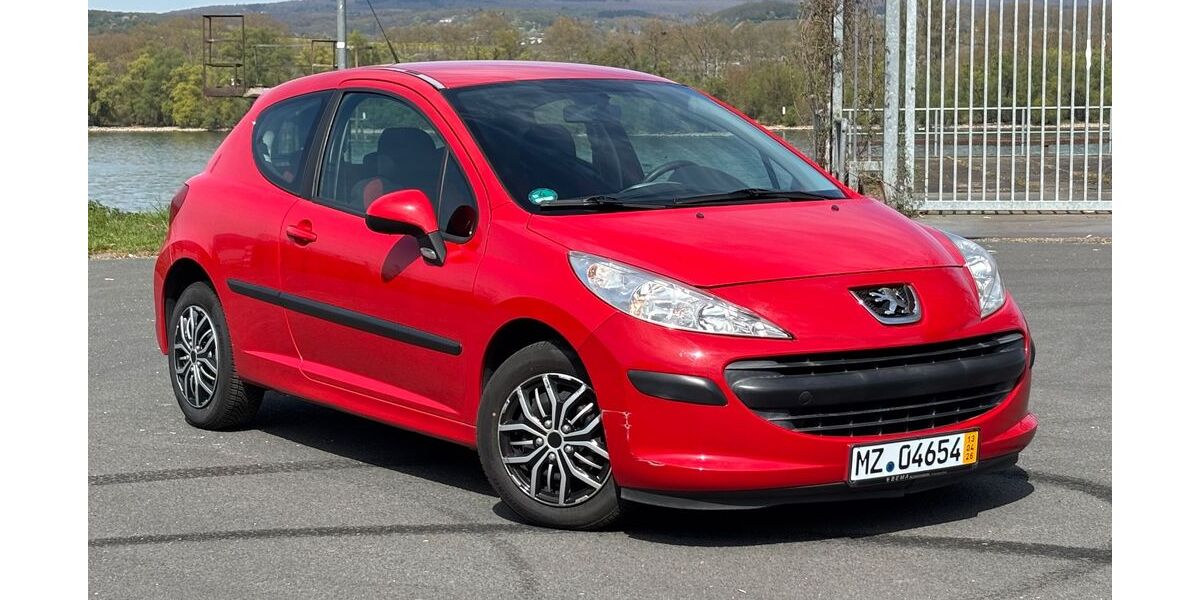 Peugeot 207 153.207 km 2.500 &euro; Budenheim 55257