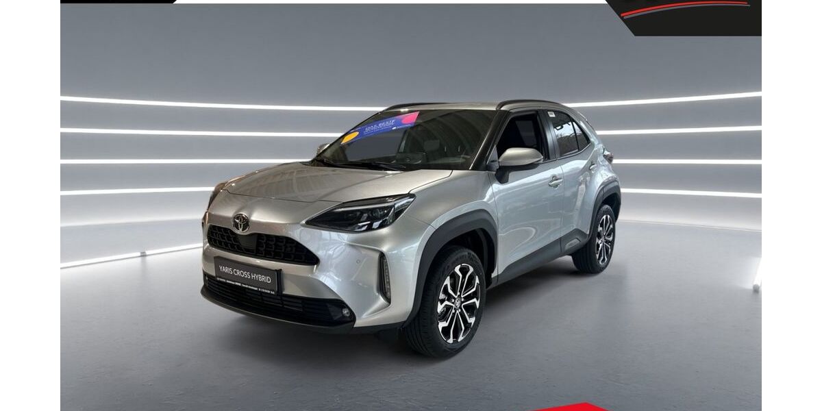 Toyota Yaris Cross 1.200 km 30.300 &euro; Overath 51491