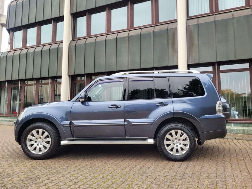Mitsubishi Pajero 112.000 km 21.900 € Groß Gerau 64521