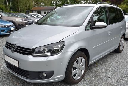 VW Touran 85.308 km 10.999 &euro; Chemnitz 09114