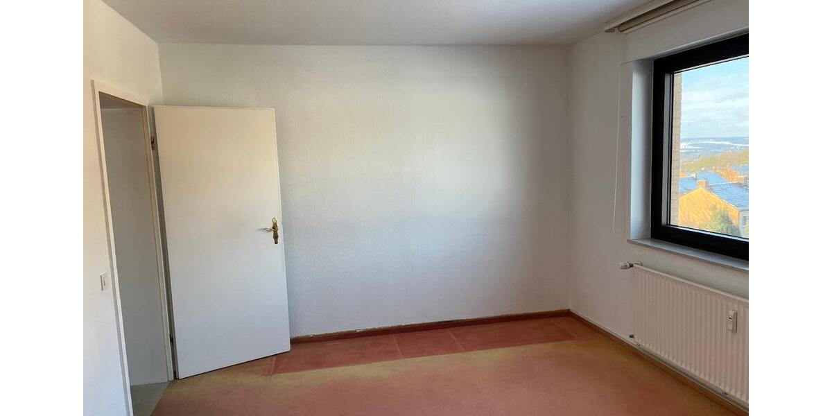 Etagenwohnung Göttingen Oststadt - 3 Zimmer, 92 m&sup2;, 300.000&euro; | Angebot:25273452