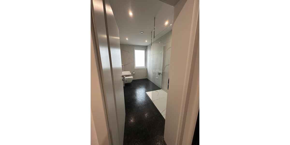 Dachgeschoßwohnung Pfinztal - 3 Zimmer, 80 m&sup2;, 1.000&euro; | Angebot:25980471