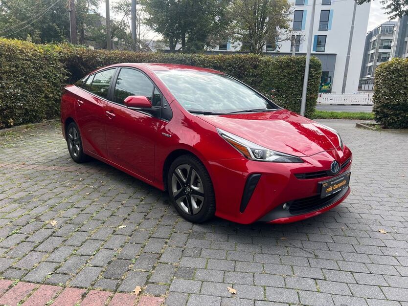 Toyota Prius 5.700 km 24.900 € Wiesbaden 65197
