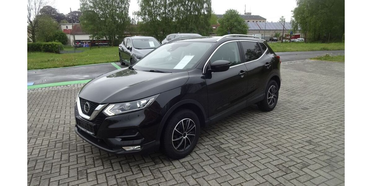 Nissan Qashqai 76.500 km 15.500 &euro; Ebersbach-Neugersdorf 02727