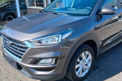 Hyundai TUCSON 67.025 km 15.980 &euro; Schleswig 24837