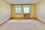 Frankfurt-Ginnheim: Wohnen und Arbeiten unter einem Dach oder viel Platz für Ihre Familie!