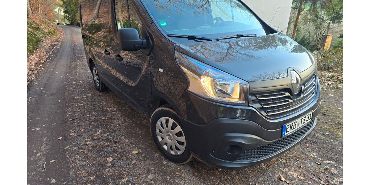Renault Trafic 163.000 km 10.900 &euro; höchst 64739