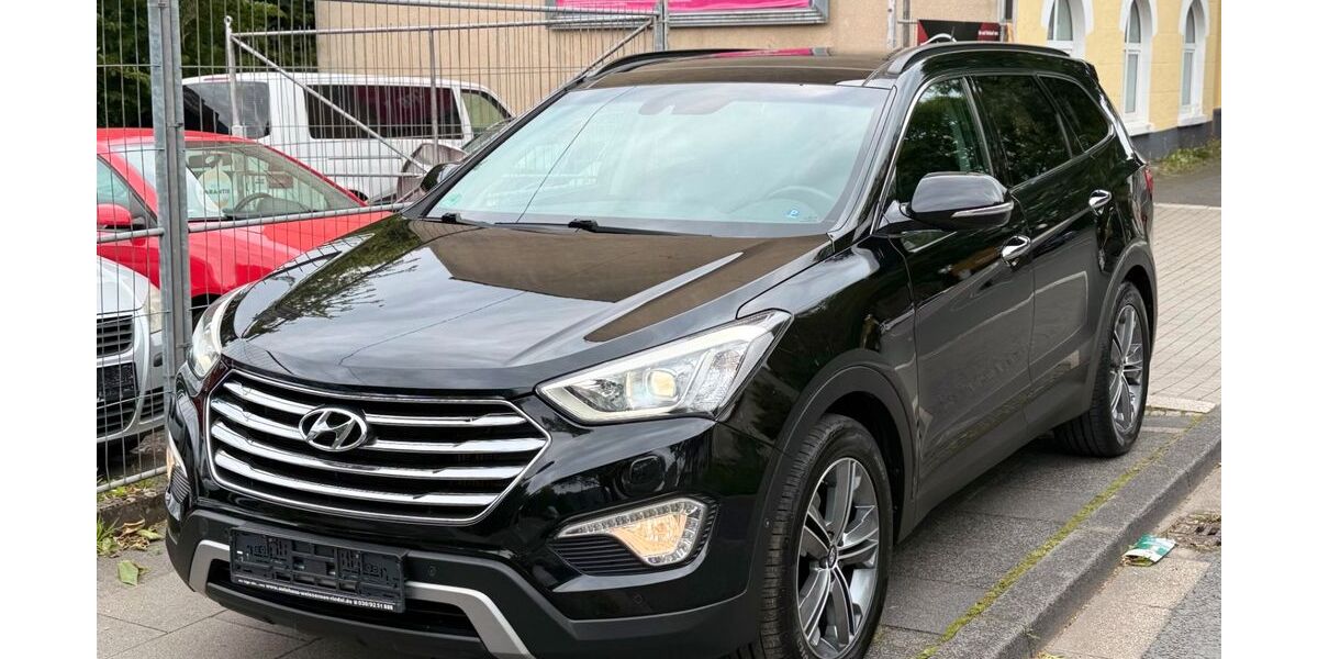 Hyundai Grand Santa Fe 192.000 km 14.990 &euro; Castrop-Rauxel 44577