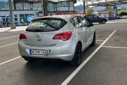 Opel Astra 207.000 km 1.700 &euro; Unkel 53572