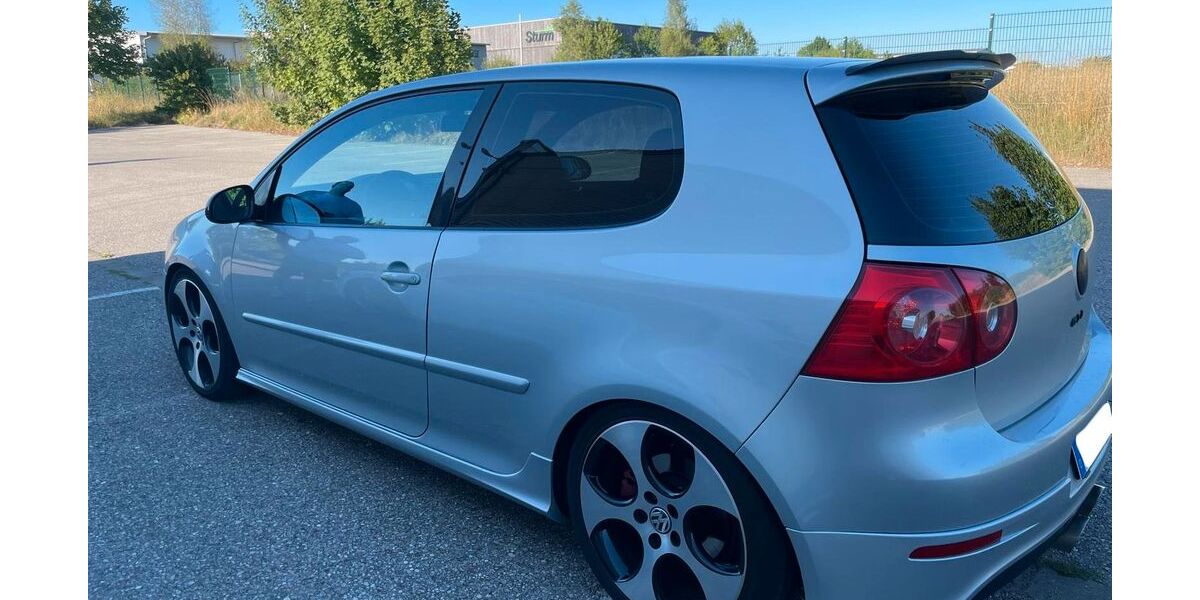 VW Golf 160.000 km 8.000 &euro; Senden 89250