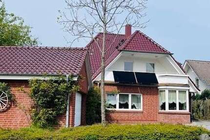 Haus Schwarzenbek - 8 Zimmer, 180 m&sup2;, 699.500&euro; | Angebot:26550233