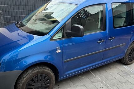 VW Caddy 271.000 km 3.000 &euro; Nettetal 41334