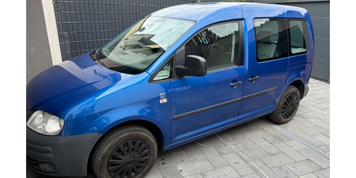 VW Caddy 271.000 km 3.000 &euro; Nettetal 41334