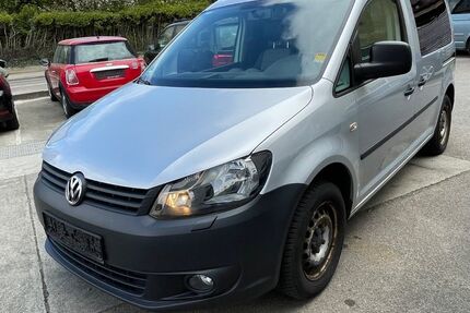 VW Caddy 125.000 km 7.940 &euro; Ichenhausen-Hochwang 89335