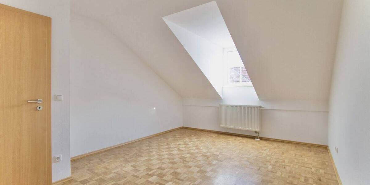 Etagenwohnung Rosenheim Ost - 3 Zimmer, 74 m&sup2;, 369.000&euro; | Angebot:26866922
