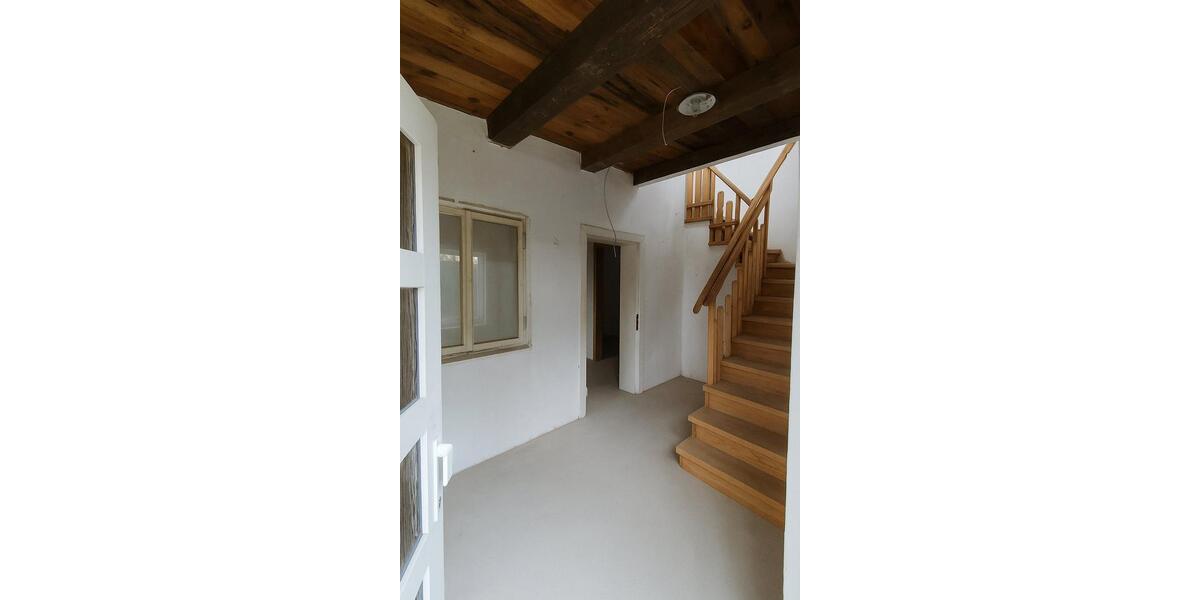 Einfamilienhaus Lüdersdorf - 9 Zimmer, 214 m&sup2;, 440.000&euro; | Angebot:26988957