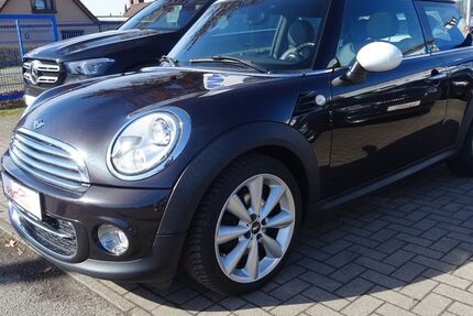 Mini Cooper D 157.844 km 7.999 &euro; Wittenberge 19322