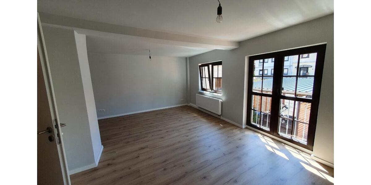 Einfamilienhaus Ruhla - 6 Zimmer, 180 m&sup2;, 950&euro; | Angebot:25608035
