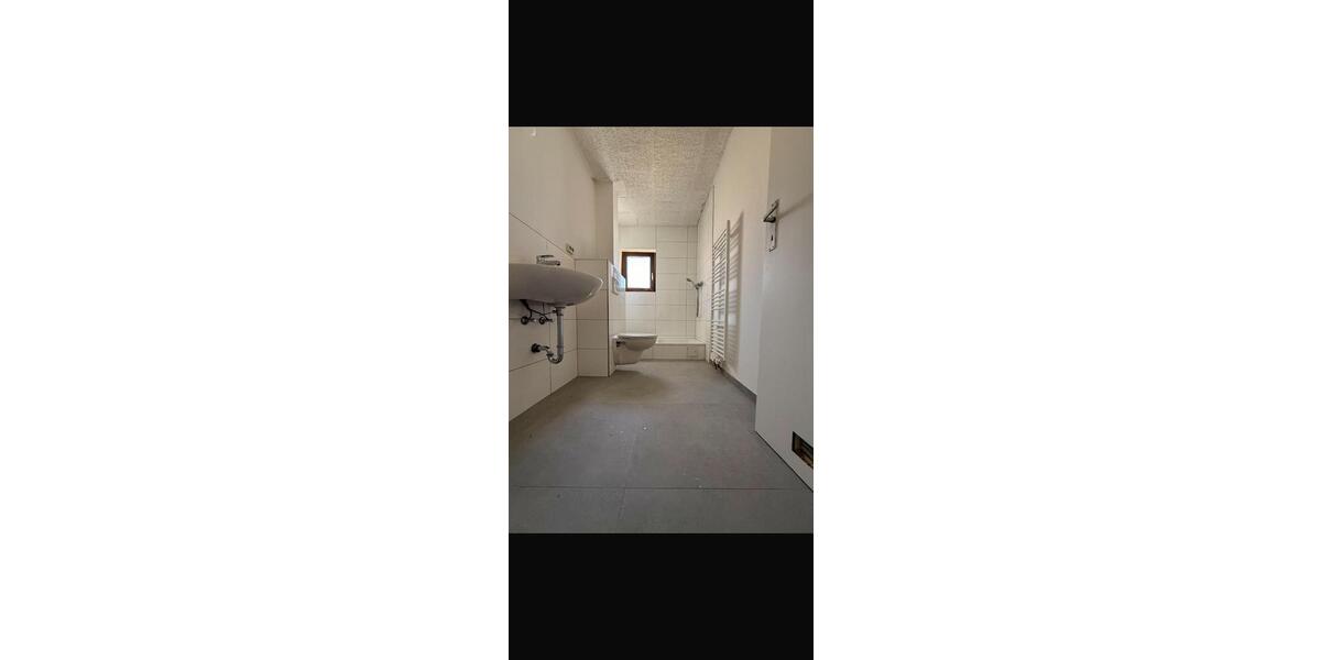 Etagenwohnung Ludwigshafen am Rhein Parkinsel - 4 Zimmer, 1 m&sup2;, 850&euro; | Angebot:24453782