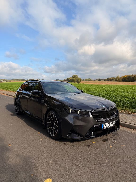 BMW M5 12.500 km 124.900 € Niestetal 34266